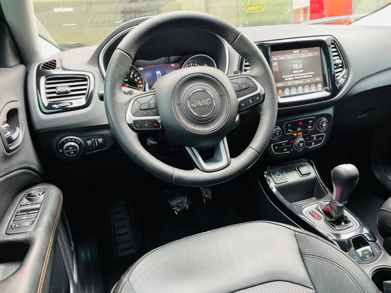 JEEP - COMPASS - 2018/2019 - Preta - R$ 104.990,00