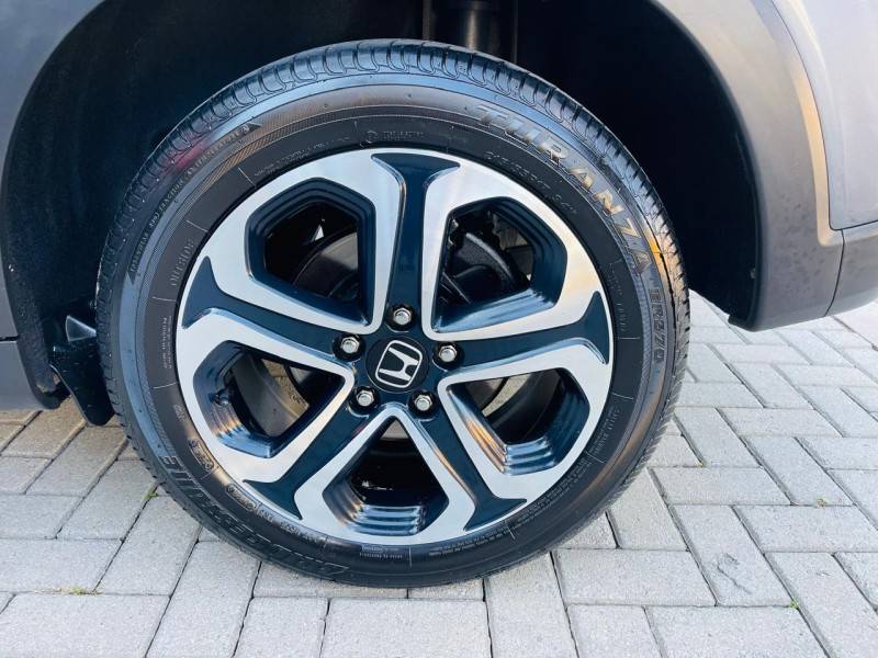 HONDA - HR-V - 2018/2018 - Cinza - R$ 105.990,00