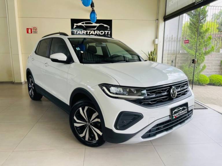 VOLKSWAGEN - T-CROSS - 2024/2025 - Branca - R$ 129.990,00