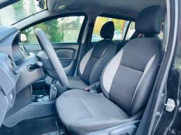 RENAULT - SANDERO - 2018/2019 - Preta - R$ 46.990,00