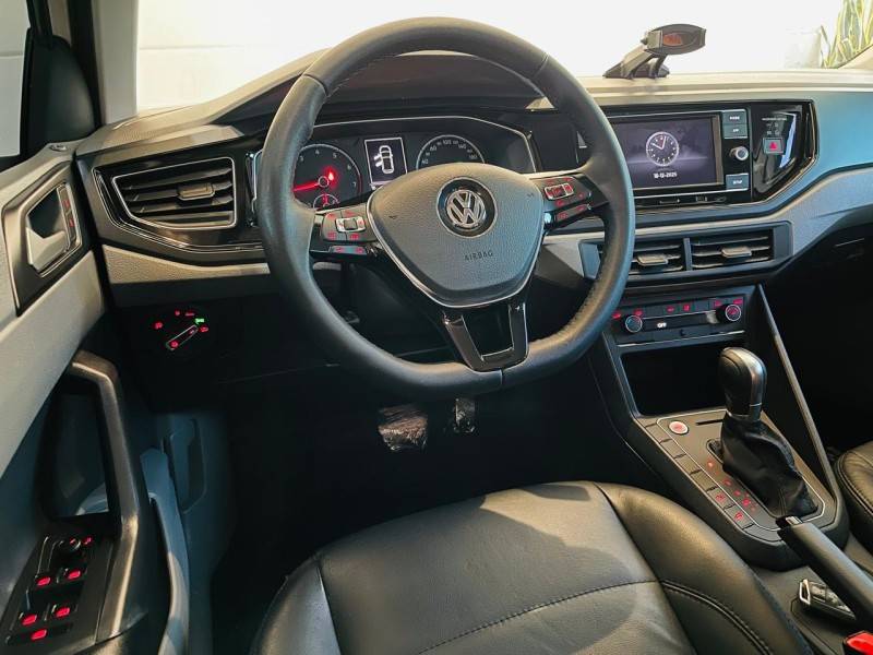 VOLKSWAGEN - POLO - 2019/2019 - Branca - R$ 75.990,00