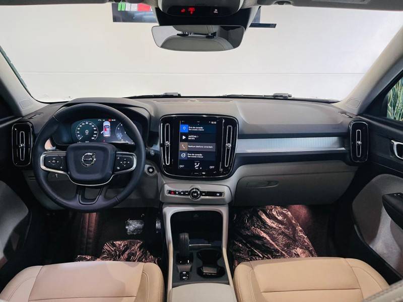 VOLVO - XC 40 - 2019/2020 - Cinza - R$ 159.990,00