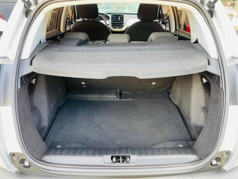 PEUGEOT - 2008 - 2018/2018 - Prata - R$ 57.990,00