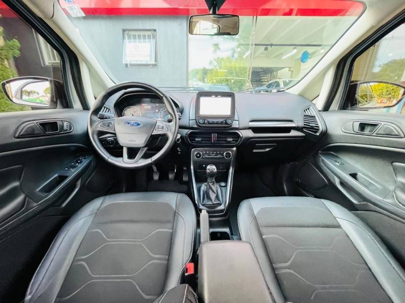 FORD - ECOSPORT - 2019/2020 - Prata - R$ 76.990,00