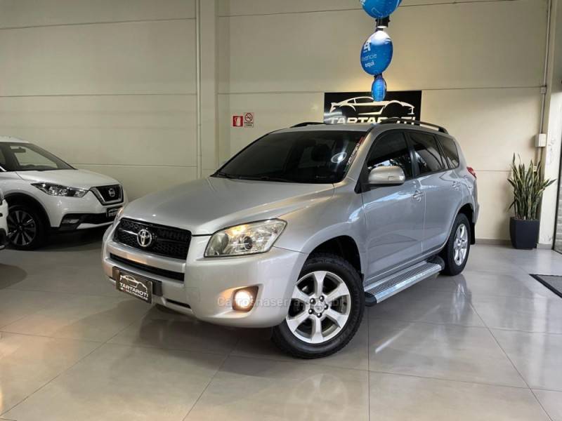TOYOTA - RAV4 - 2011/2011 - Prata - R$ 62.990,00