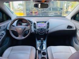 CHEVROLET - CRUZE - 2017/2018 - Prata - R$ 92.990,00