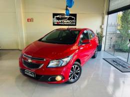 CHEVROLET - ONIX - 2014/2015 - Vermelha - R$ 56.990,00