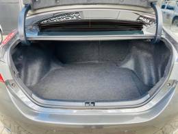 TOYOTA - COROLLA - 2015/2015 - Cinza - R$ 88.990,00