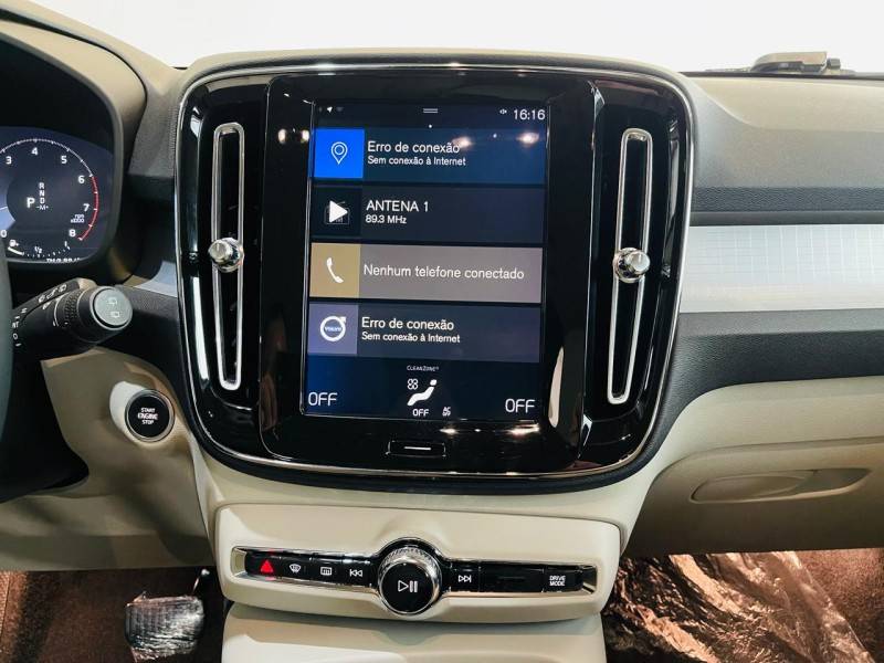 VOLVO - XC 40 - 2019/2020 - Cinza - R$ 159.990,00