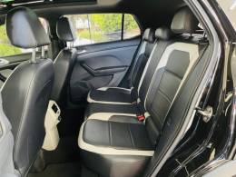 VOLKSWAGEN - T-CROSS - 2019/2020 - Preta - R$ 109.990,00