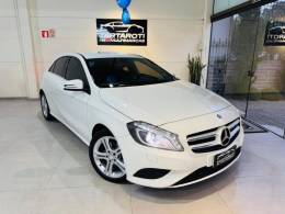 MERCEDES-BENZ - A 200 - 2015/2015 - Branca - R$ 93.990,00
