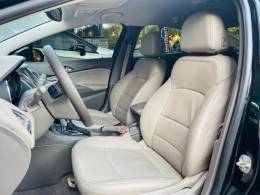 CHEVROLET - CRUZE - 2016/2017 - Preta - R$ 86.990,00