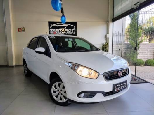 FIAT - GRAND SIENA - 2018/2018 - Branca - R$ 47.990,00