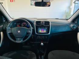 RENAULT - SANDERO - 2018/2019 - Preta - R$ 44.990,00