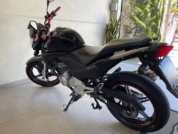 HONDA - CB 300R - 2010/2010 - Preta - R$ 13.990,00