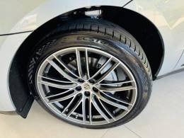 PORSCHE - MACAN T - 2020/2021 - Prata - R$ 376.990,00