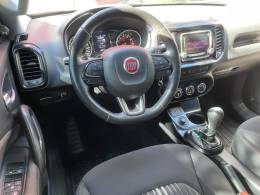 FIAT - TORO - 2017/2018 - Vermelha - R$ 87.990,00