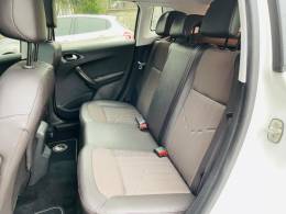 PEUGEOT - 2008 - 2016/2017 - Branca - R$ 61.990,00